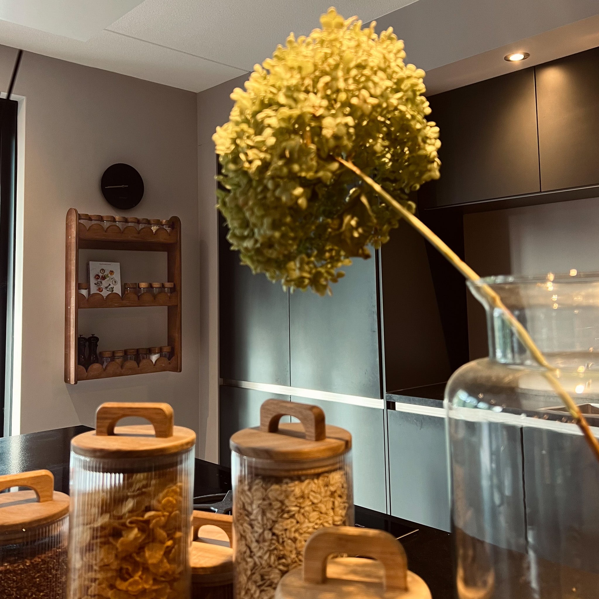 Geschulpte wandplank | 3 plank - wengé gebeitst