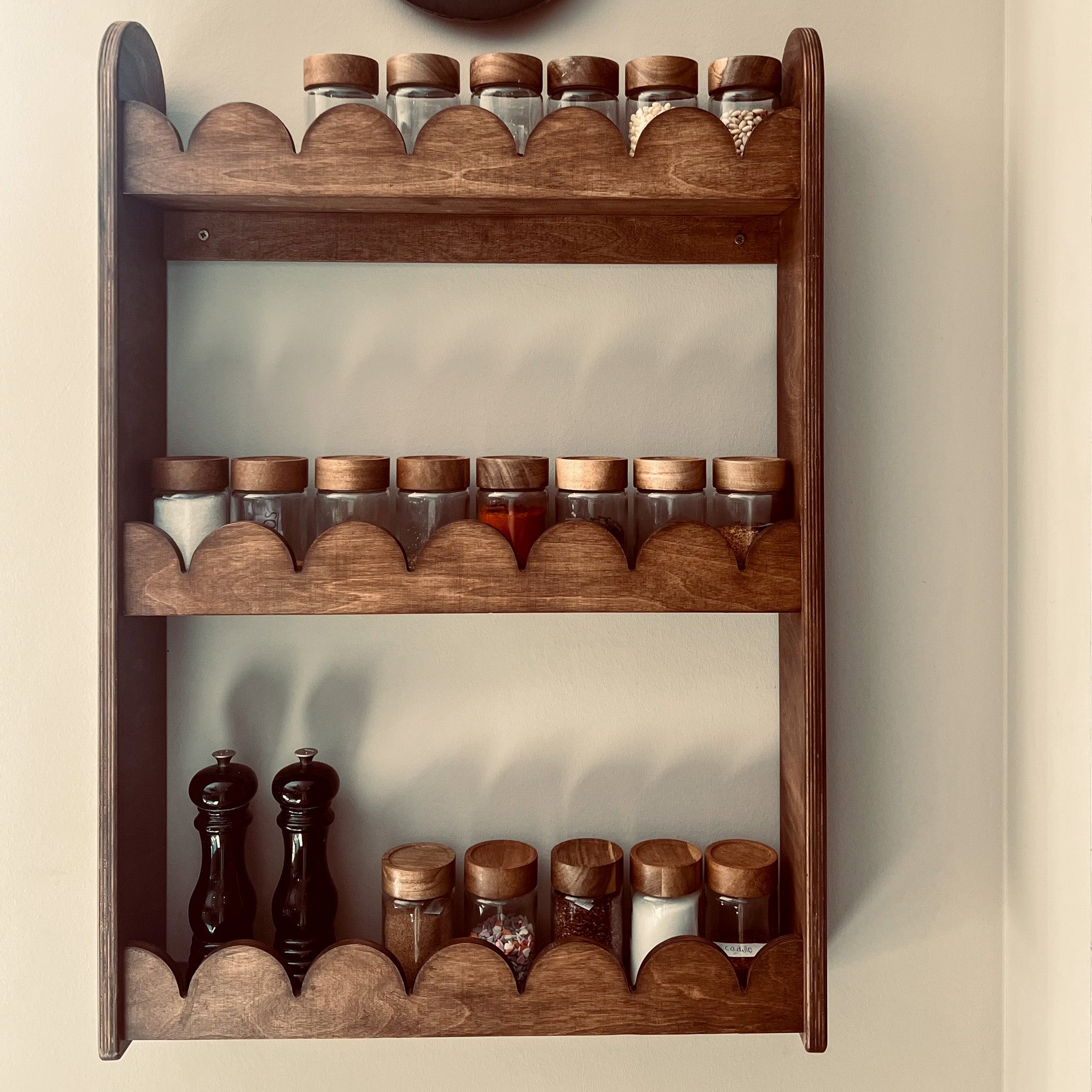 Geschulpte wandplank | 3 plank - wengé gebeitst